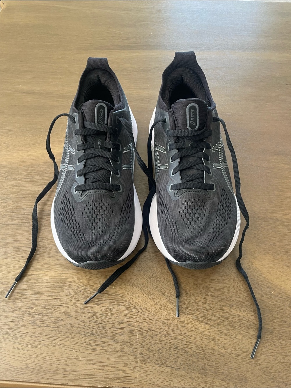 ASICS Women’s Gel Kayano 31 Black Running Shoes - Picture 2 of 5